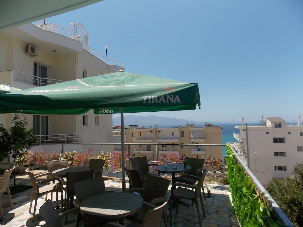 Summer Dream Hotel Саранде Екстериор снимка