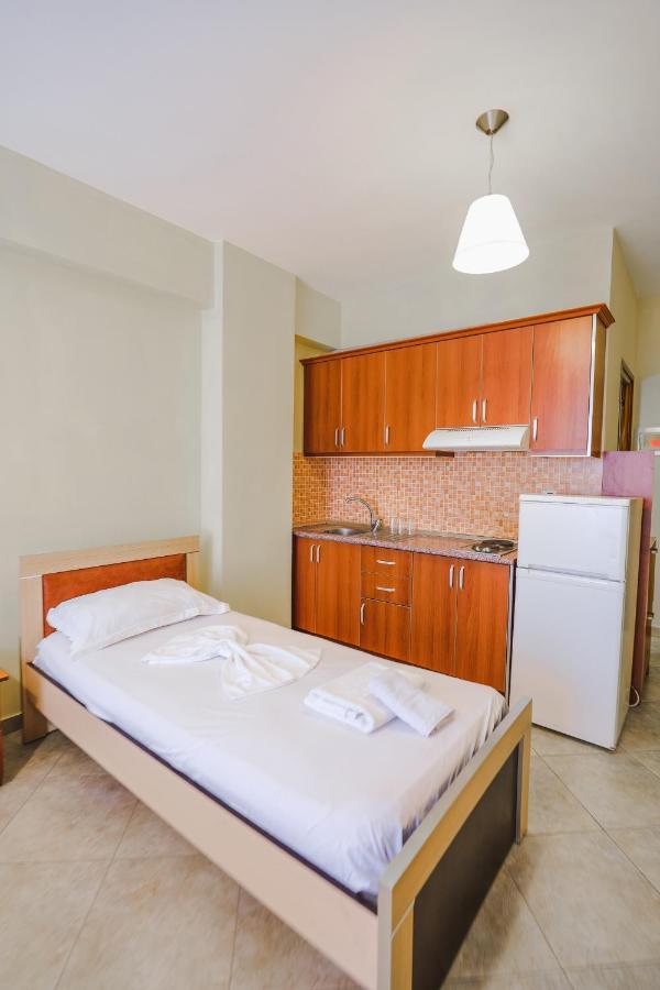 Summer Dream Hotel Саранде Екстериор снимка